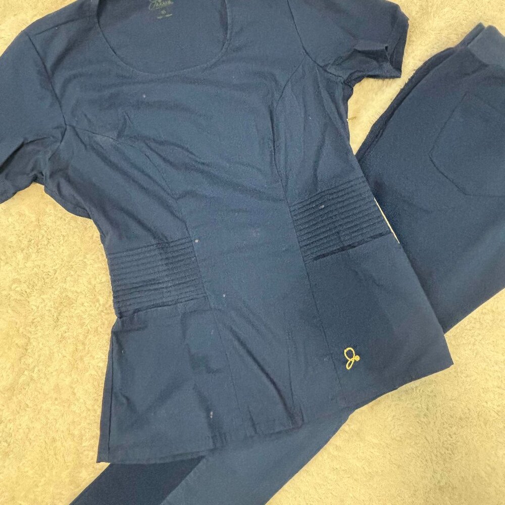 Jaanuu Scrubs Set